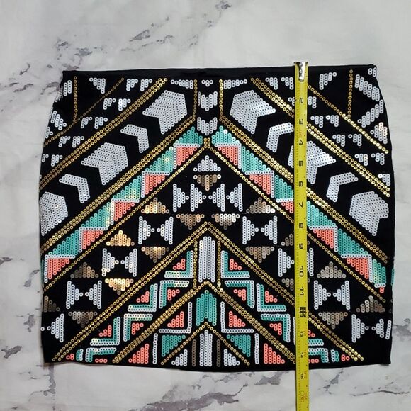 Express Black/White/Gold Sequin Mini Skirt - Picture 3 of 5